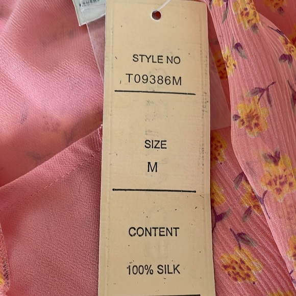 Edward Brand NWT 100% Silk Shell with polyester lining. Romance and summer! - Picture 6 of 6